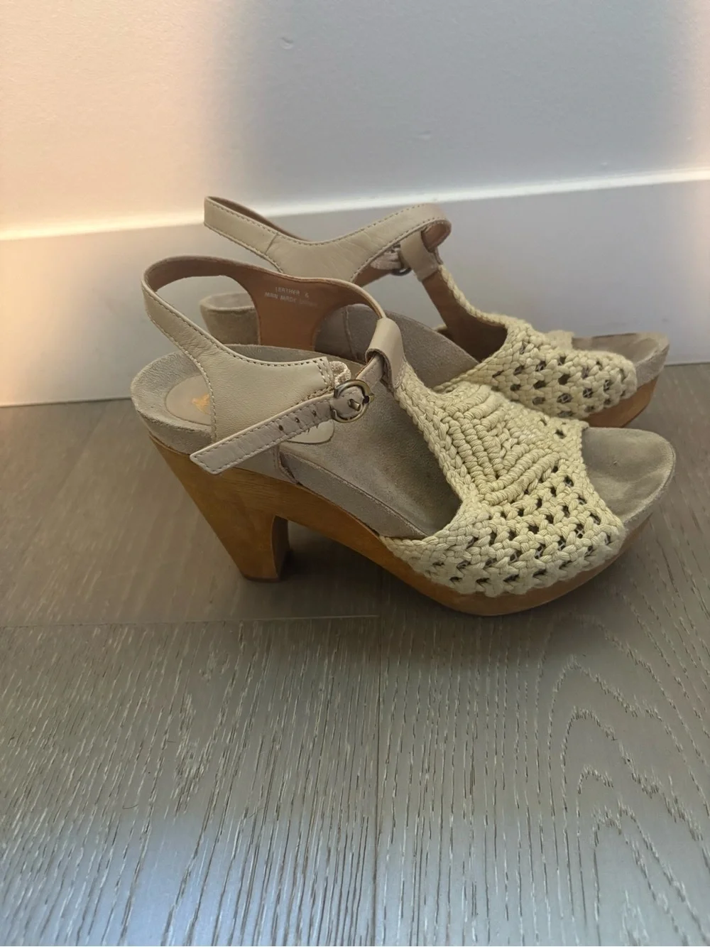 Women’s Vintage Cream Crochet T-Strap Platform Sandals